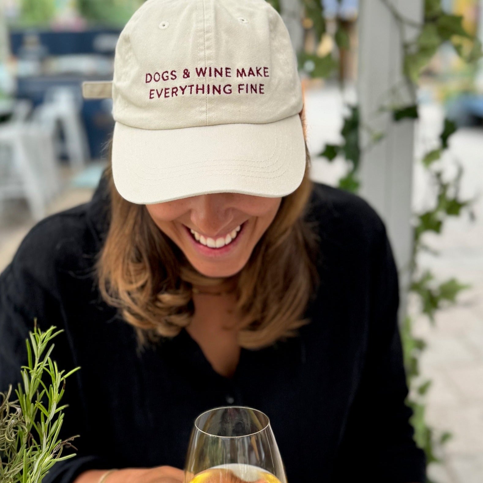 dogs-and-wine-cap-enviroment.jpg
