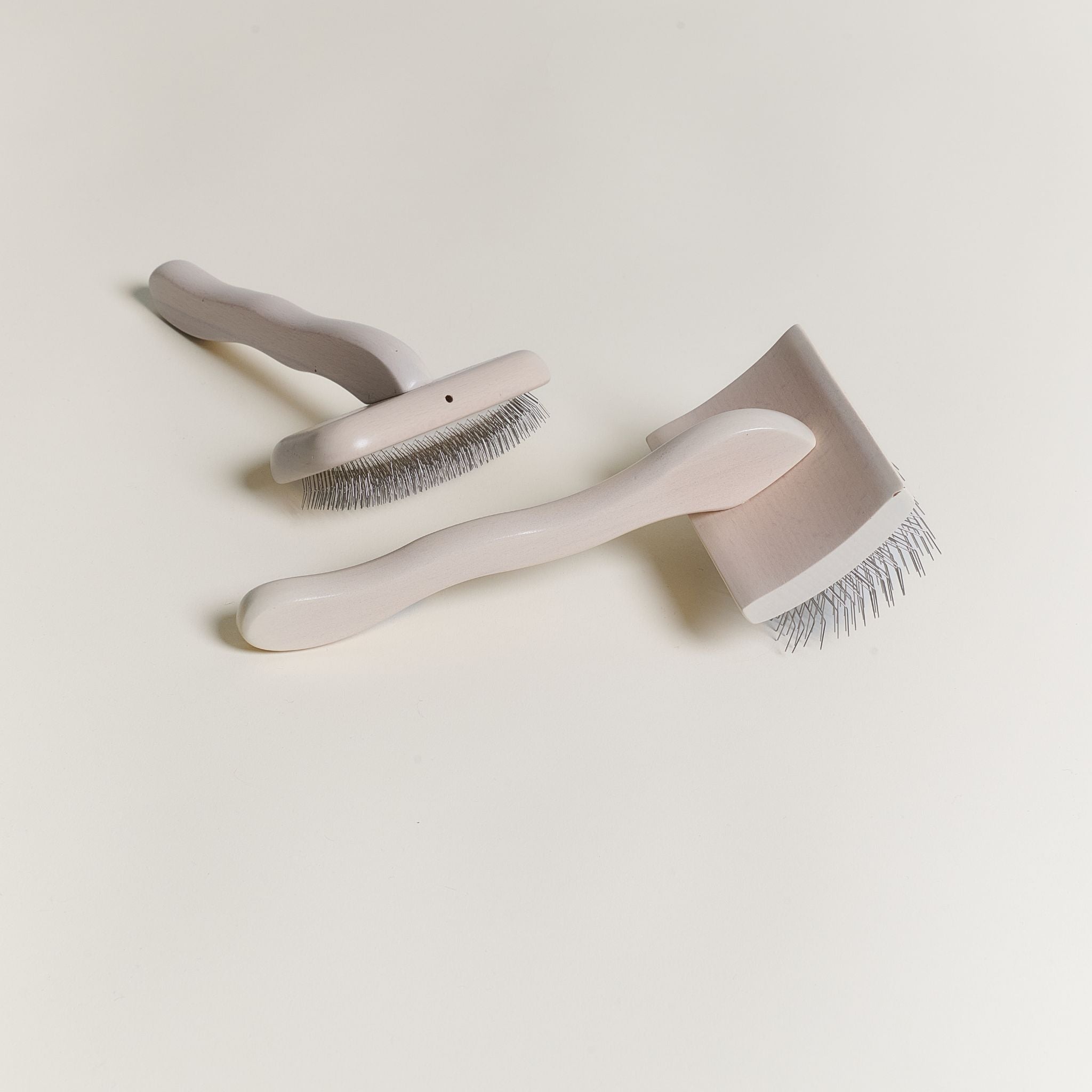 pennys-dog-spa-brush-large-small.jpg