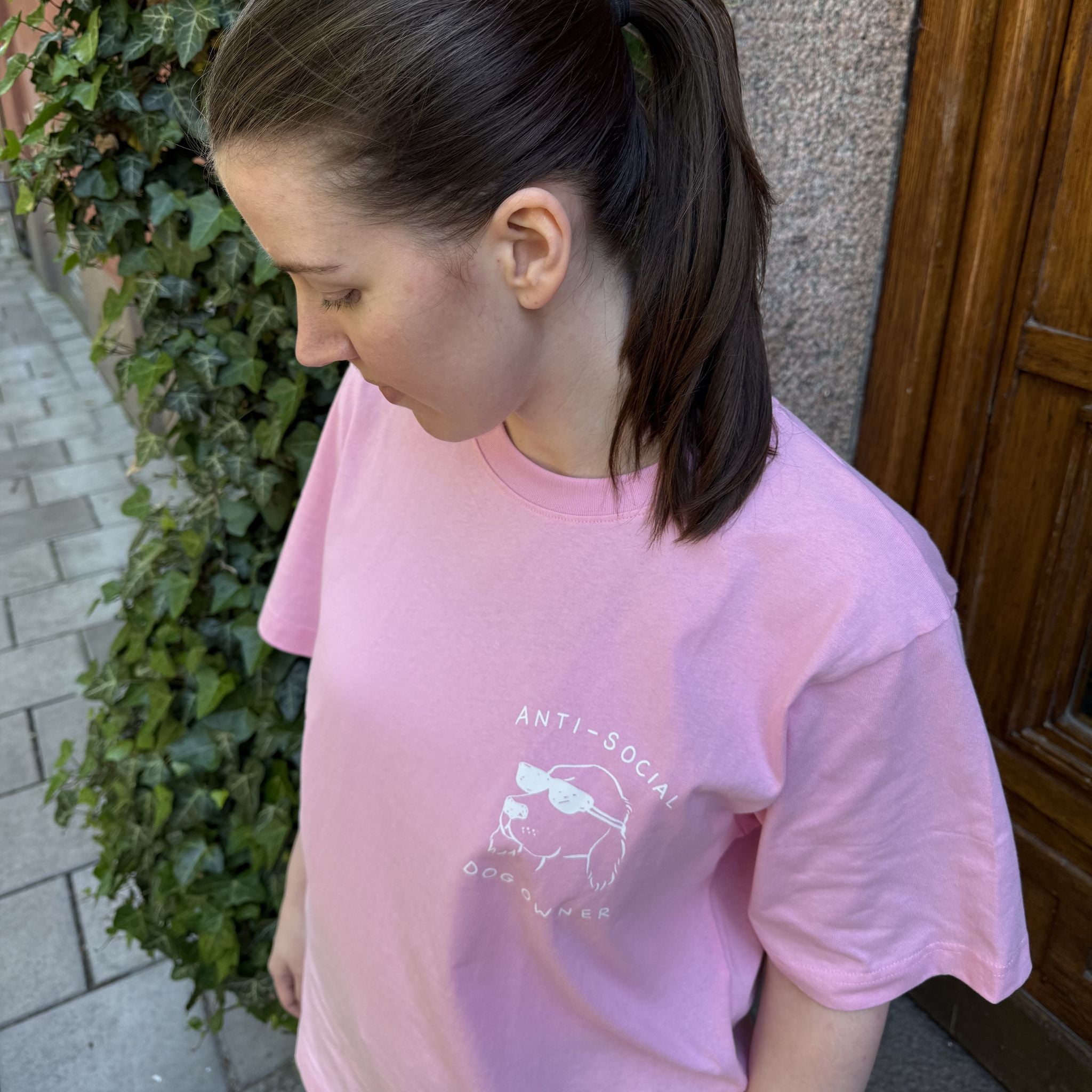 pink-tshirt-anti-social-dog-owner-woman-wearing-size-m-chest-print.jpg